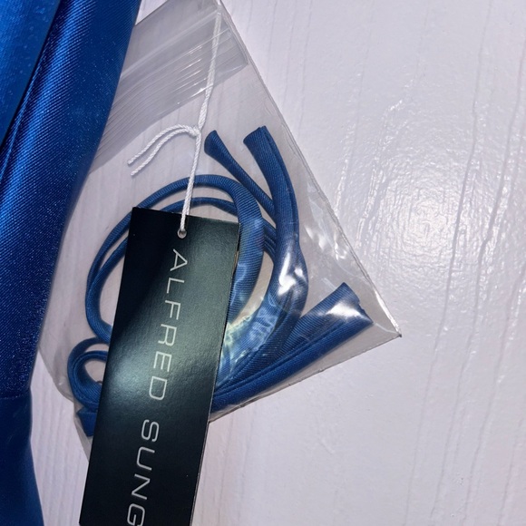 NWT Alfred Sung Satin evening gown - Picture 4 of 7